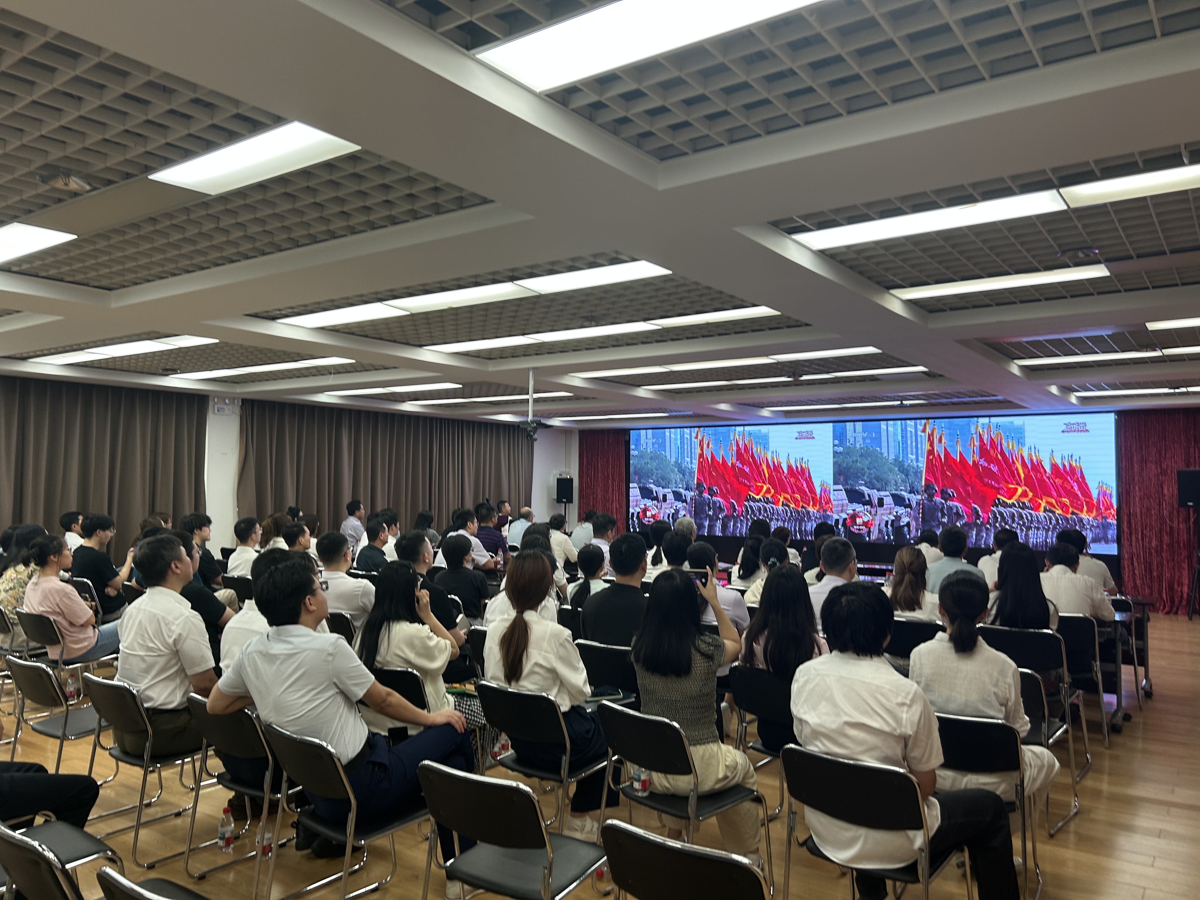 中牧公司.jpg 中牧公司.jpg