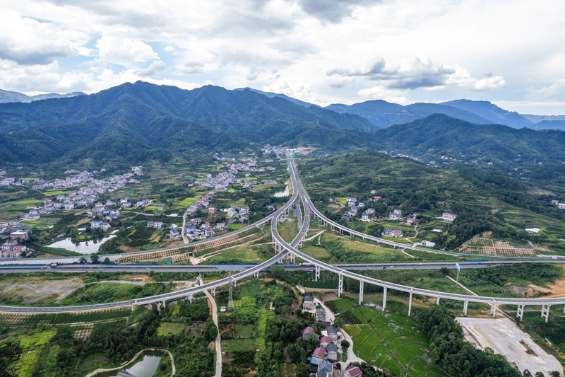 W020251020275865400450_ORIGIN.jpg W020251020275865400450_ORIGIN.jpg